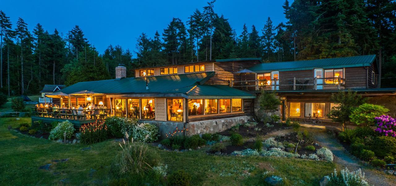 The Surf Lodge And Pub Gabriola Exteriör bild